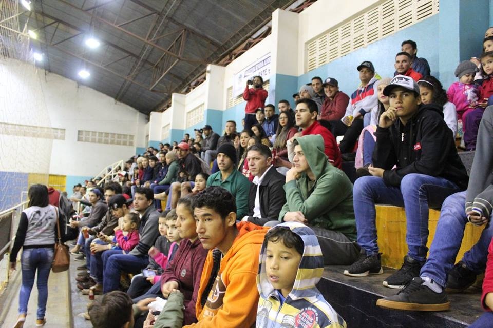 Em Nova Alvorada do Sul “Copa Alvorada de Futsal” é marcada por grande público