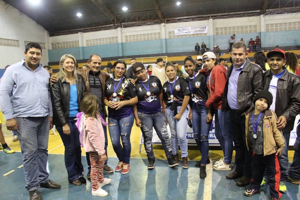 Em Nova Alvorada do Sul “Copa Alvorada de Futsal” é marcada por grande público