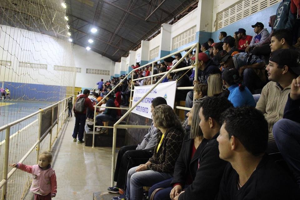 Em Nova Alvorada do Sul “Copa Alvorada de Futsal” é marcada por grande público