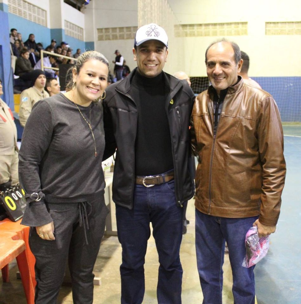 Em Nova Alvorada do Sul “Copa Alvorada de Futsal” é marcada por grande público