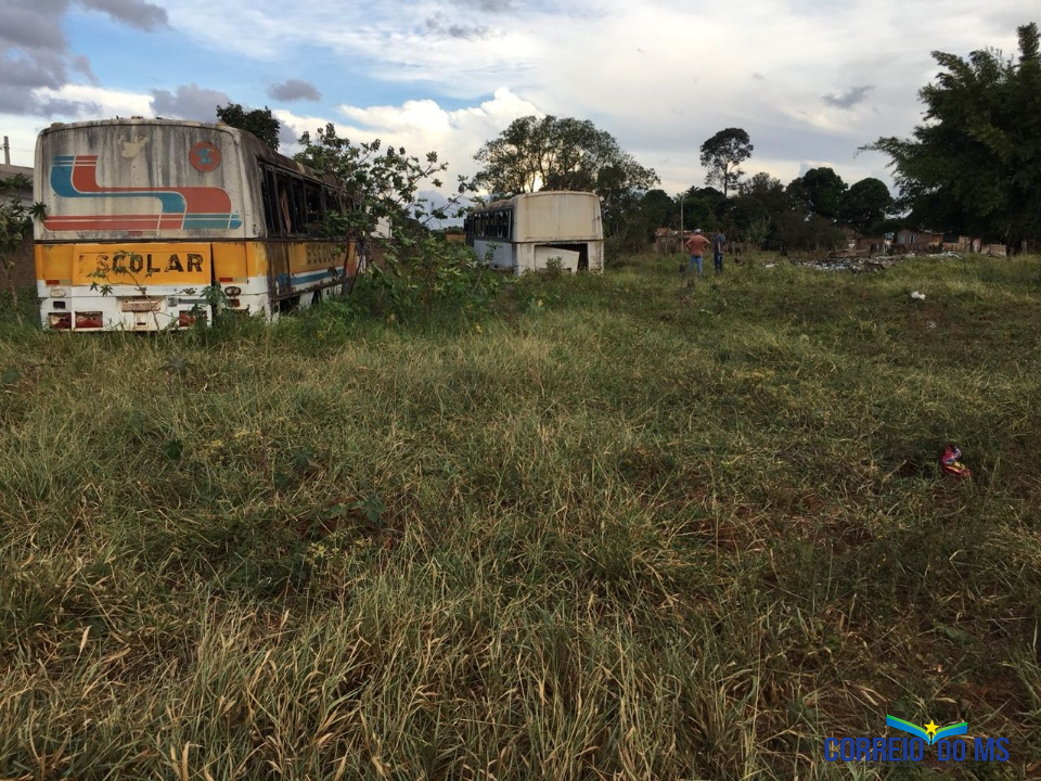 Em Bandeirantes limpeza de terreno da APAE vai parar no tribunal