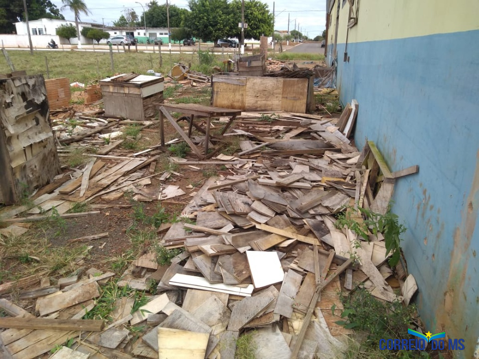 Em Bandeirantes limpeza de terreno da APAE vai parar no tribunal