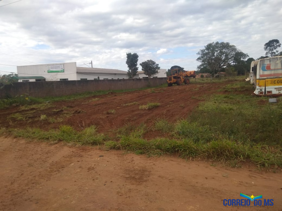 Em Bandeirantes limpeza de terreno da APAE vai parar no tribunal