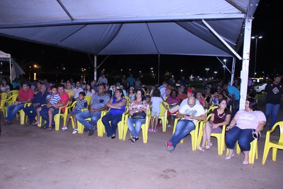 Prefeito Arlei Barbosa assina ordem de serviço para início de obras no Parque Nelson Tereré