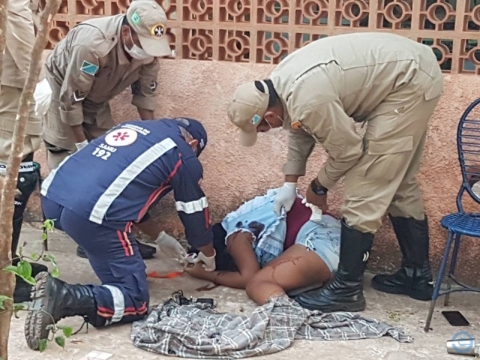 Imagens fortes: Execução em Coxim mata jovem e fere outro