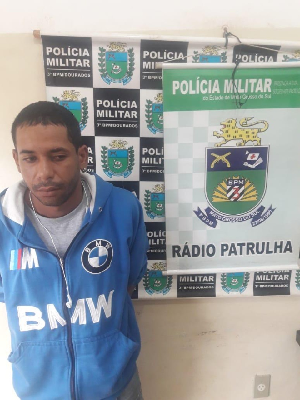 Rádio Patrulha do 3o. BPM promove “limpa” e em menos de duas horas tira dois foragidos de circulação em Dourados