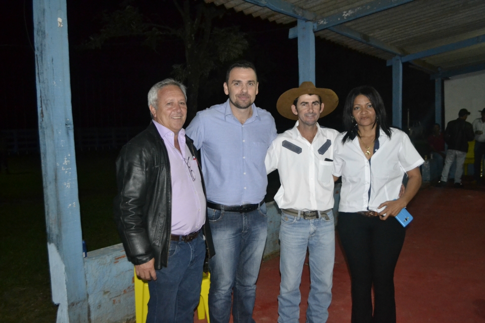 Posse do Novo Patrão Club de Laço Portão Quebrado