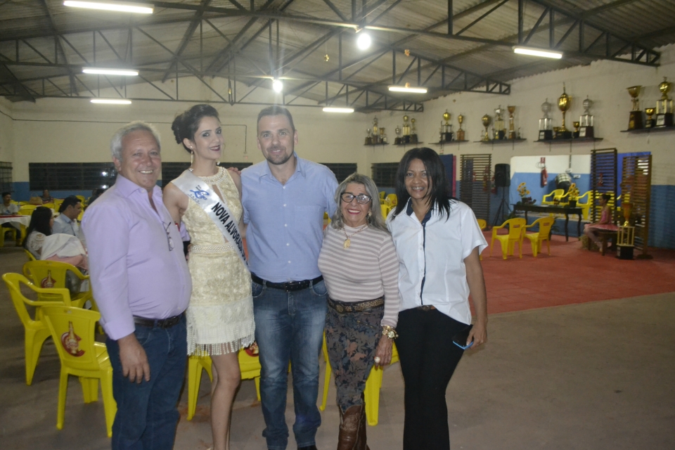 Posse do Novo Patrão Club de Laço Portão Quebrado