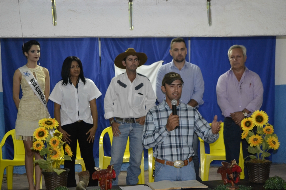 Posse do Novo Patrão Club de Laço Portão Quebrado