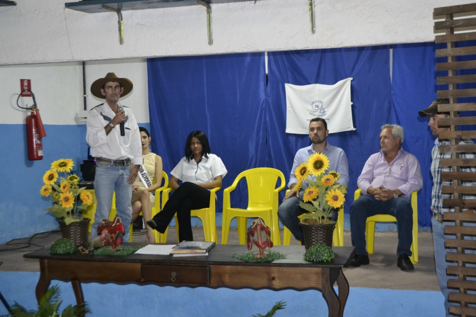 Posse do Novo Patrão Club de Laço Portão Quebrado
