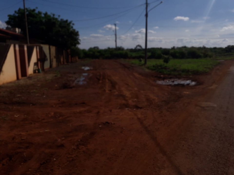 Vereador Éverton cobra conclusão de pavimentação asfáltica em bairro do município Vereador Éverton cobra conclusão de pavimentação asfáltica em bairro do município