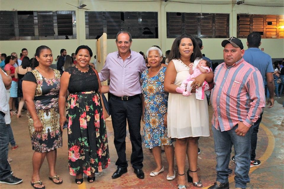 Justiça realiza casamento de mais de 180 casais em Nova Alvorada do Sul