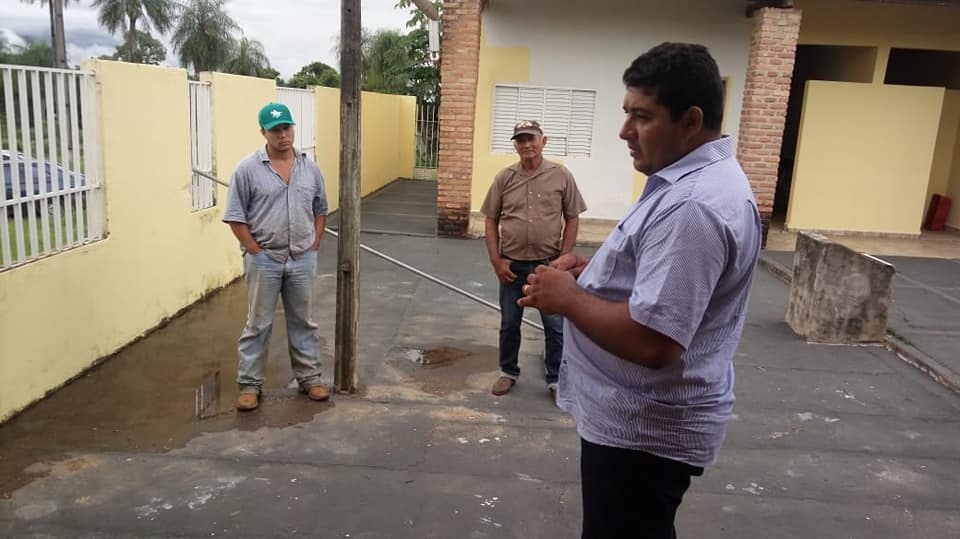 Atitude arbitraria da Prefeitura de Caracol pode gerar prejuízos à economia local que sonham com a abertura do Laticínio Atitude arbitraria da Prefeitura de Caracol pode gerar prejuízos à economia local que sonham com a abertura do Laticínio