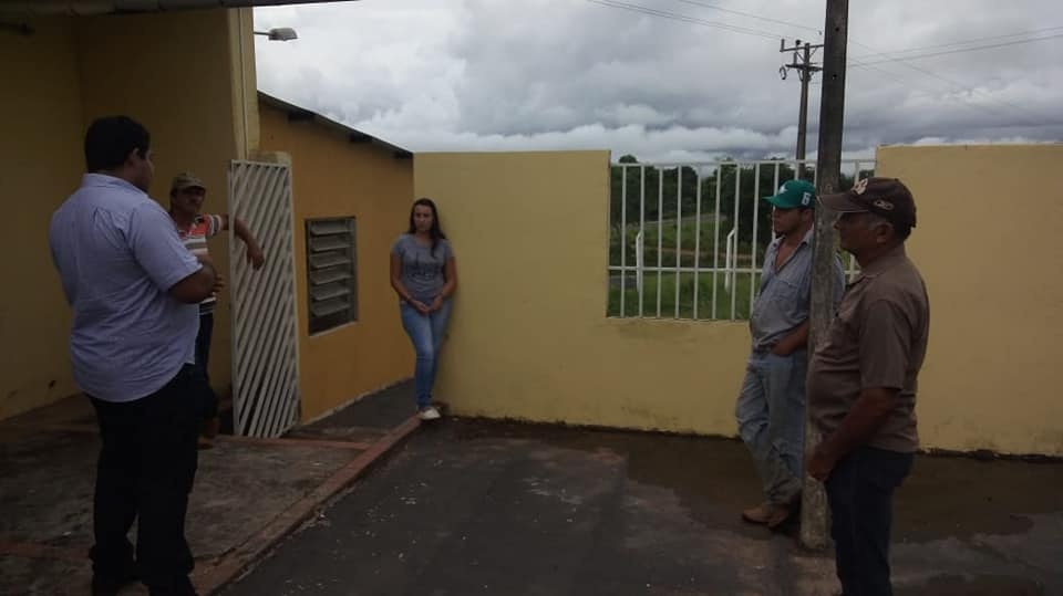 Atitude arbitraria da Prefeitura de Caracol pode gerar prejuízos à economia local que sonham com a abertura do Laticínio Atitude arbitraria da Prefeitura de Caracol pode gerar prejuízos à economia local que sonham com a abertura do Laticínio