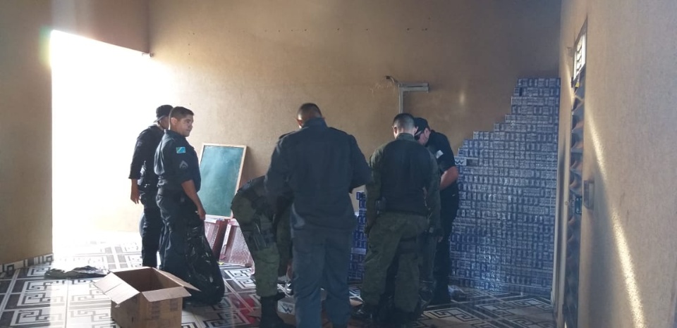 GAECO deflagra a Operação Yin Yang com apoio da SEJUSP, 48 mandados de prisão e 12 de busca e apreensão GAECO deflagra a Operação Yin Yang com apoio da SEJUSP, 48 mandados de prisão e 12 de busca e apreensão