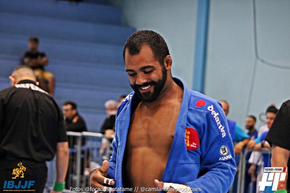 Atleta de Nova Alvorada do Sul conquista medalha de ouro em competição realizada em Santa Catarina