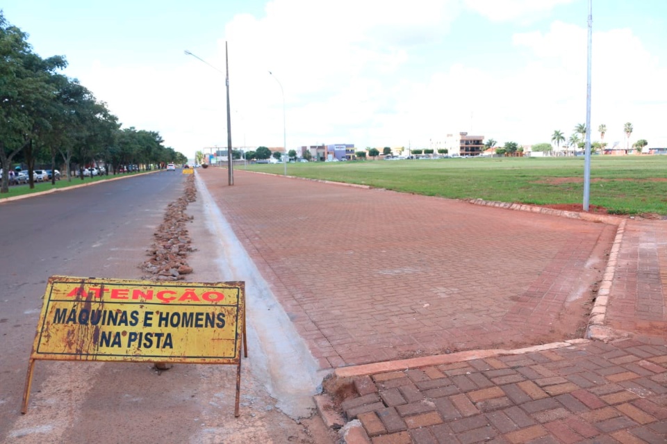 Obras na área de Lazer e Esporte ganham espaço em Chapadão do Sul Obras na área de Lazer e Esporte ganham espaço em Chapadão do Sul
