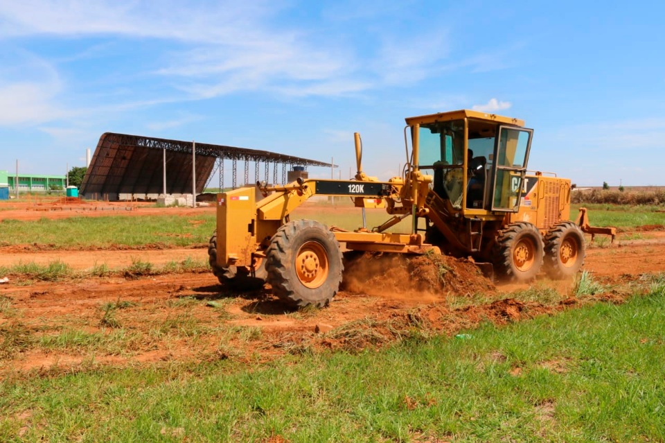 Obras na área de Lazer e Esporte ganham espaço em Chapadão do Sul Obras na área de Lazer e Esporte ganham espaço em Chapadão do Sul