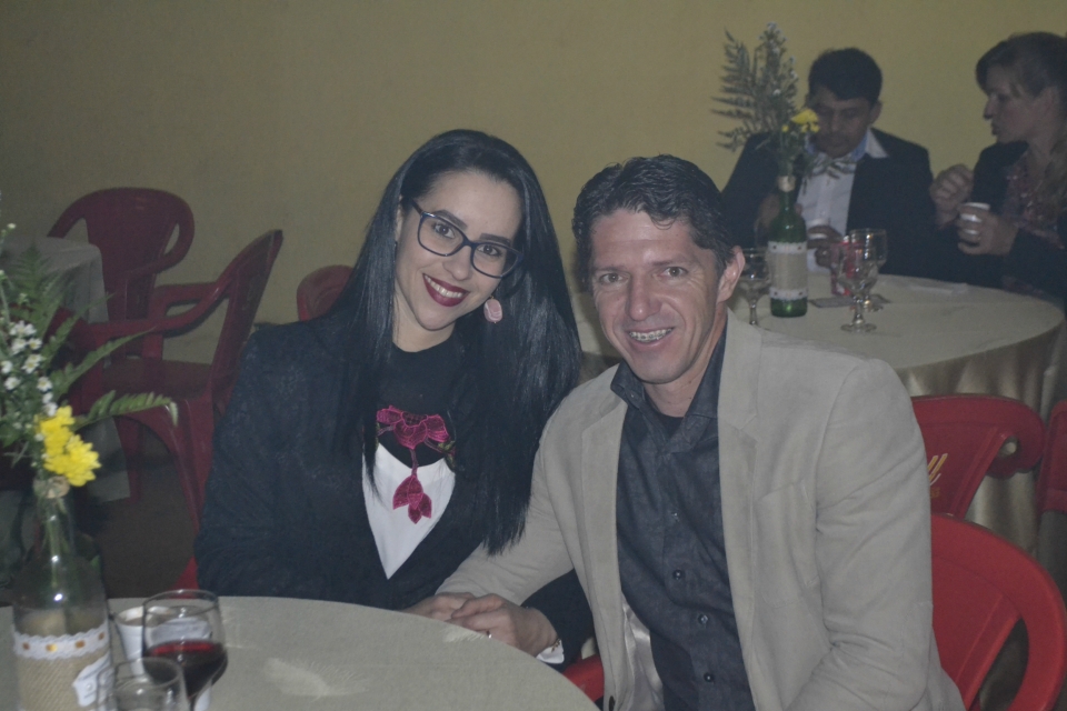 APAE promoveu jantar beneficente