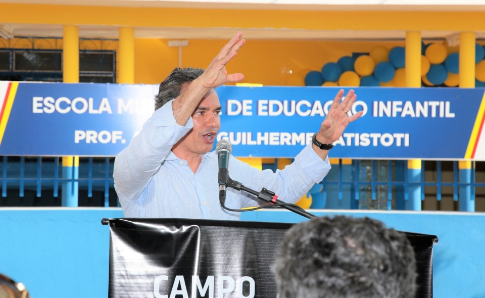 Prefeitura atende comunidade e inaugura primeira EMEI de Anhanduí Prefeitura atende comunidade e inaugura primeira EMEI de Anhanduí