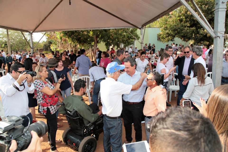 Prefeitura atende comunidade e inaugura primeira EMEI de Anhanduí Prefeitura atende comunidade e inaugura primeira EMEI de Anhanduí