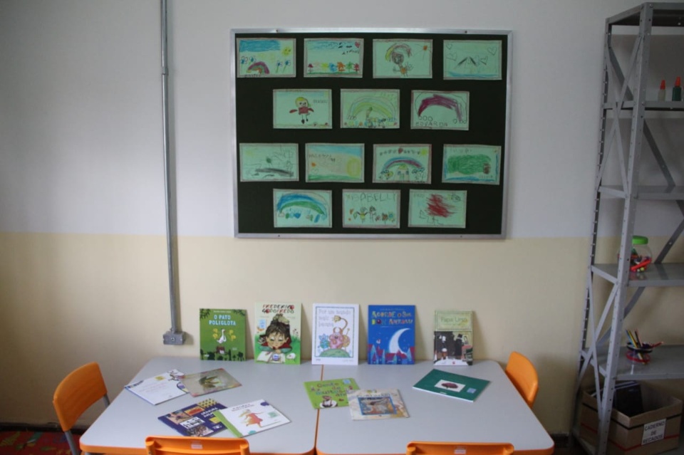 Prefeitura atende comunidade e inaugura primeira EMEI de Anhanduí Prefeitura atende comunidade e inaugura primeira EMEI de Anhanduí