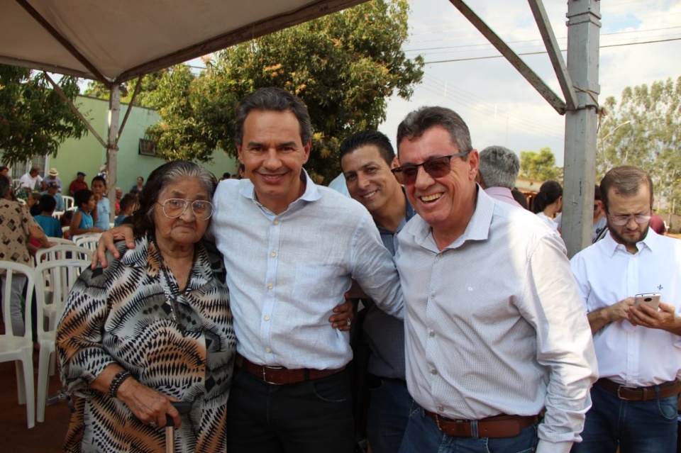 Prefeitura atende comunidade e inaugura primeira EMEI de Anhanduí Prefeitura atende comunidade e inaugura primeira EMEI de Anhanduí