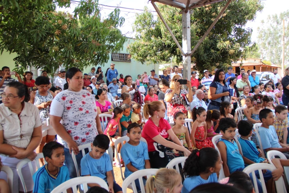 Prefeitura atende comunidade e inaugura primeira EMEI de Anhanduí Prefeitura atende comunidade e inaugura primeira EMEI de Anhanduí