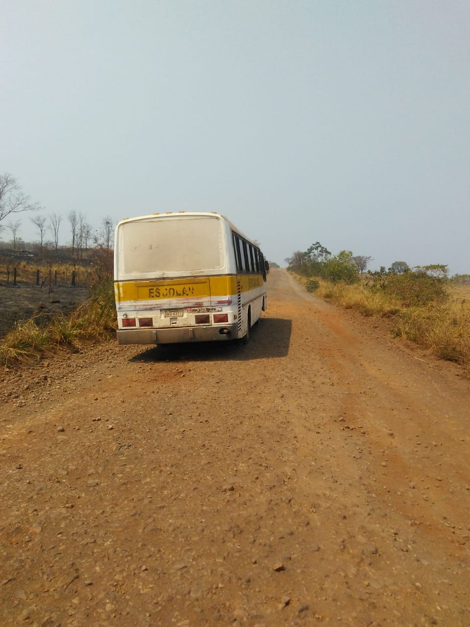 Transporte escolar de Bandeirantes põe em risco a vida de estudantes