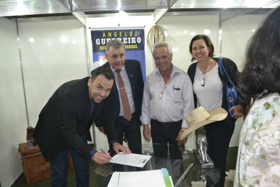 EMENDAS PARLAMENTARES