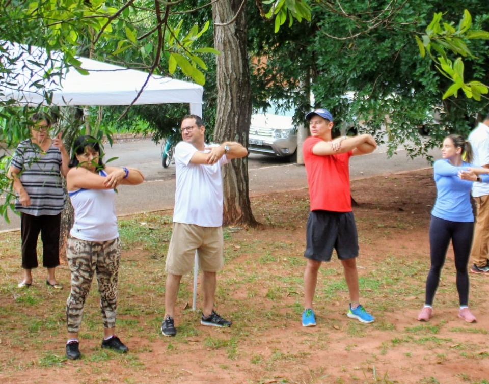 Projeto de Otávio Trad incentiva prática esportiva e promove manhã de atividades físicas em parques e praças da Capital Projeto de Otávio Trad incentiva prática esportiva e promove manhã de atividades físicas em parques e praças da Capital