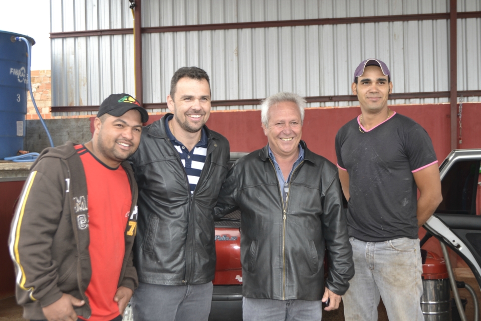 Prefeito Juvenal Neto faz lançamento de 105 casas Prefeito Juvenal Neto faz lançamento de 105 casas