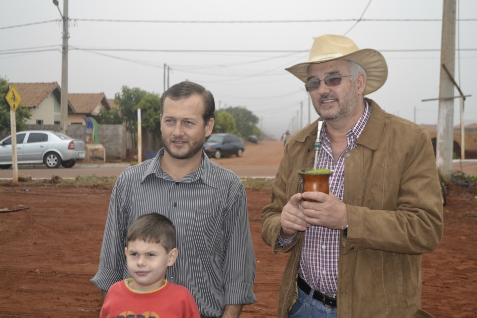 Prefeito Juvenal Neto faz lançamento de 105 casas Prefeito Juvenal Neto faz lançamento de 105 casas