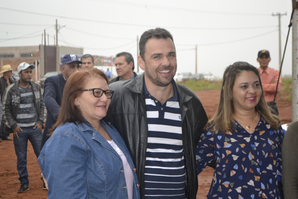 Prefeito Juvenal Neto faz lançamento de 105 casas Prefeito Juvenal Neto faz lançamento de 105 casas
