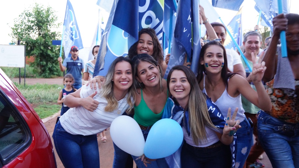 Paleari realiza caminhada e mostra favoritismo