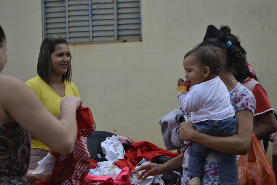 Vereadora Rosana realiza mais uma etapa do projeto Abraço Solidario