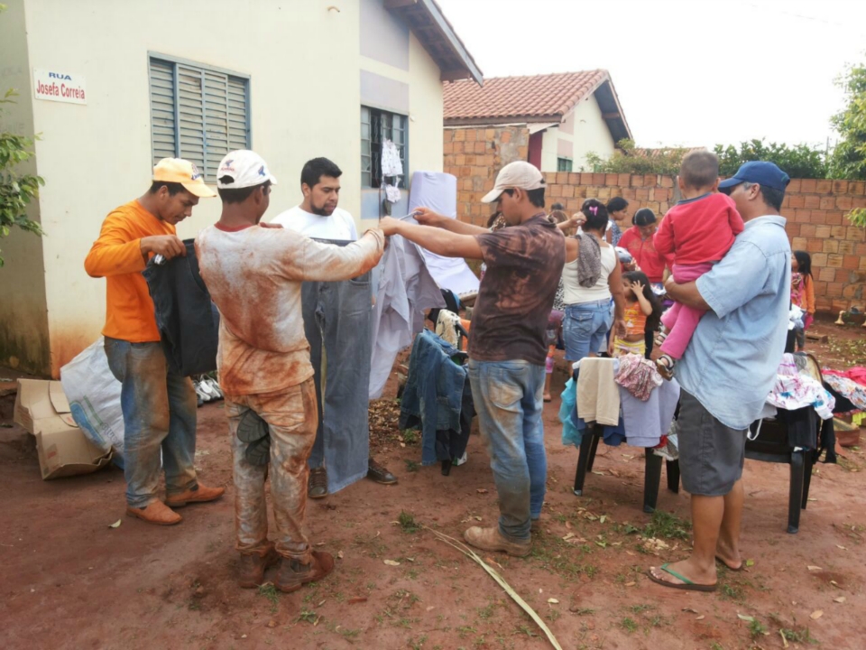 Vereadora Rosana realiza mais uma etapa do projeto Abraço Solidario