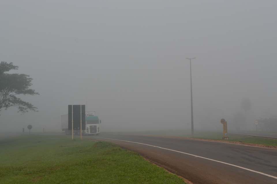 Nova Alvorada do Sul amanheceu com forte neblina Nova Alvorada do Sul amanheceu com forte neblina
