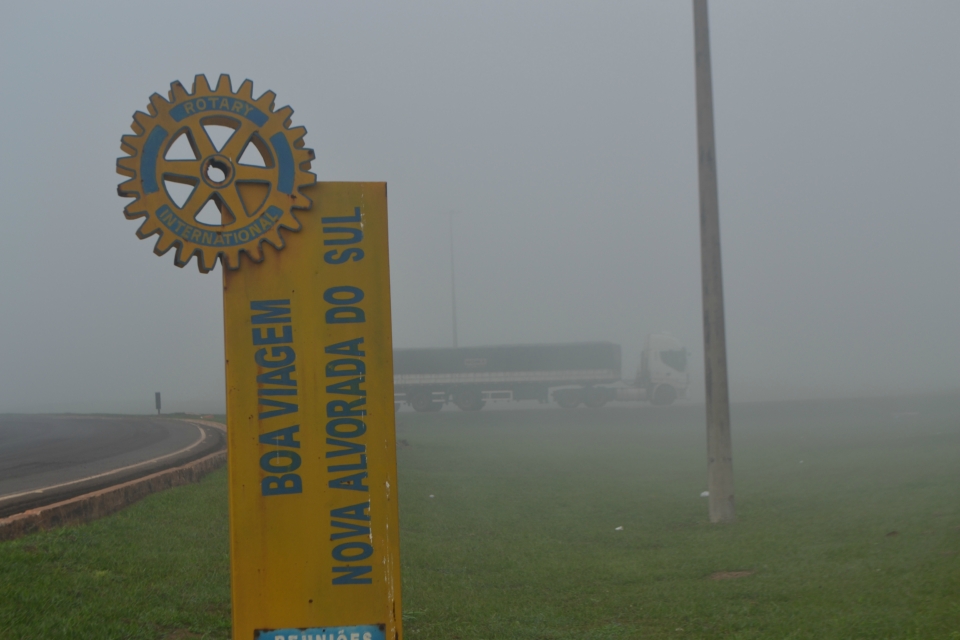 Nova Alvorada do Sul amanheceu com forte neblina Nova Alvorada do Sul amanheceu com forte neblina
