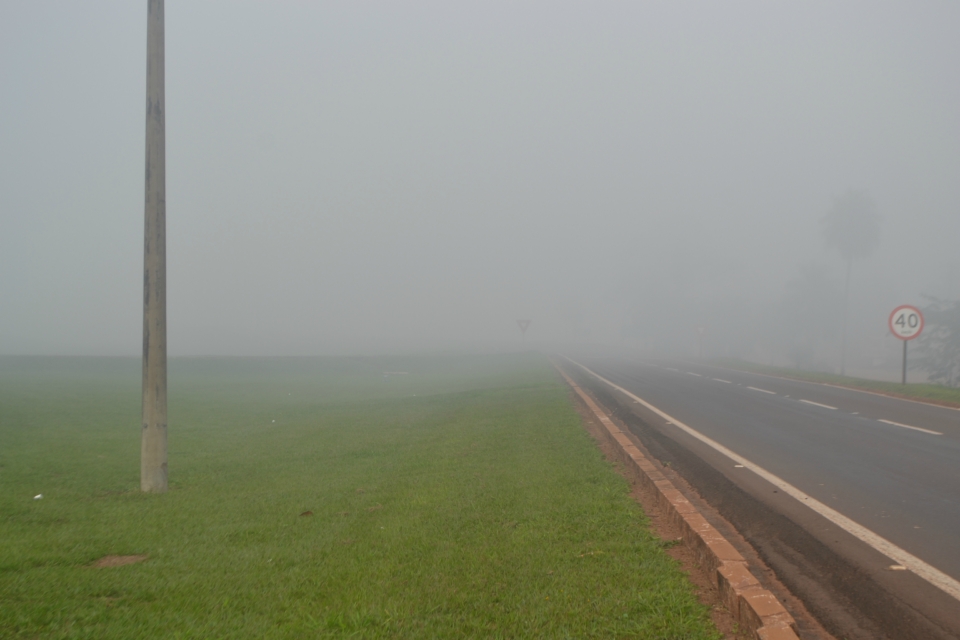 Nova Alvorada do Sul amanheceu com forte neblina Nova Alvorada do Sul amanheceu com forte neblina