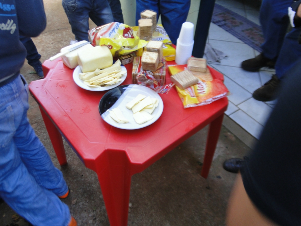 Alunos do Distrito PANA visita Laticínio Eldorado