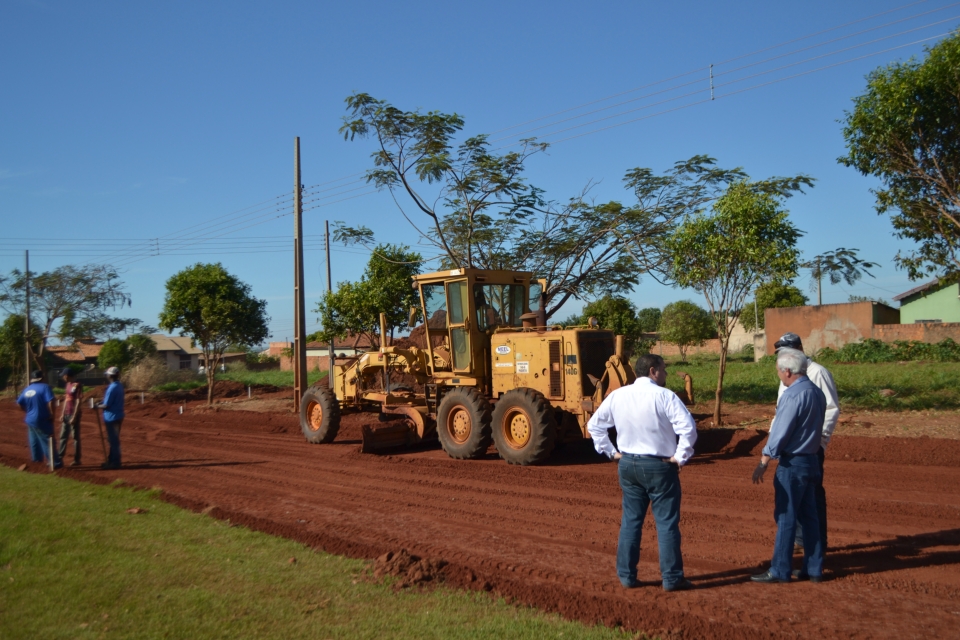 Vereador Mesquita fiscaliza obra de Pavimentação Asfaltica