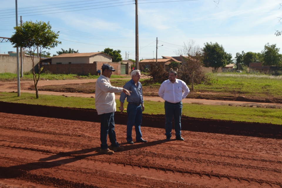 Vereador Mesquita fiscaliza obra de Pavimentação Asfaltica