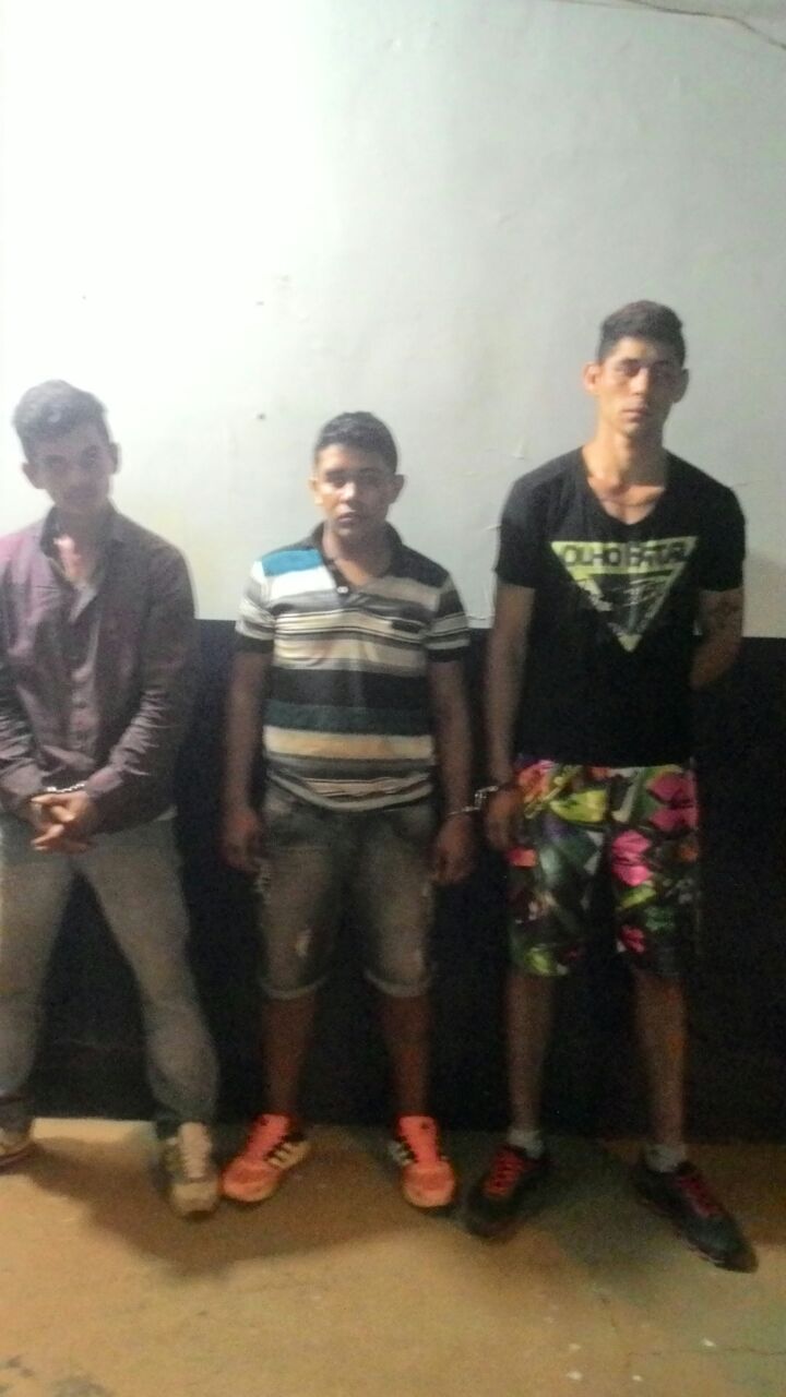 Policia Militar do Distrito PANA prende 3 por tráfico de drogas
