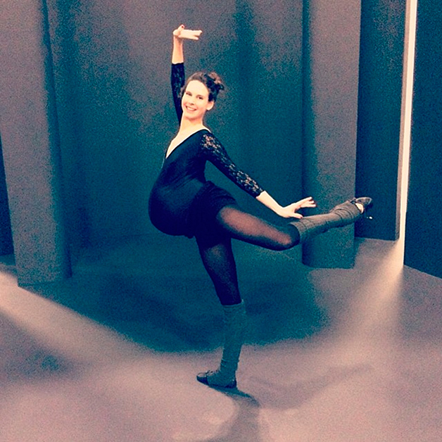 Bailarina grávida mostra que não existe limites para amor de mãe