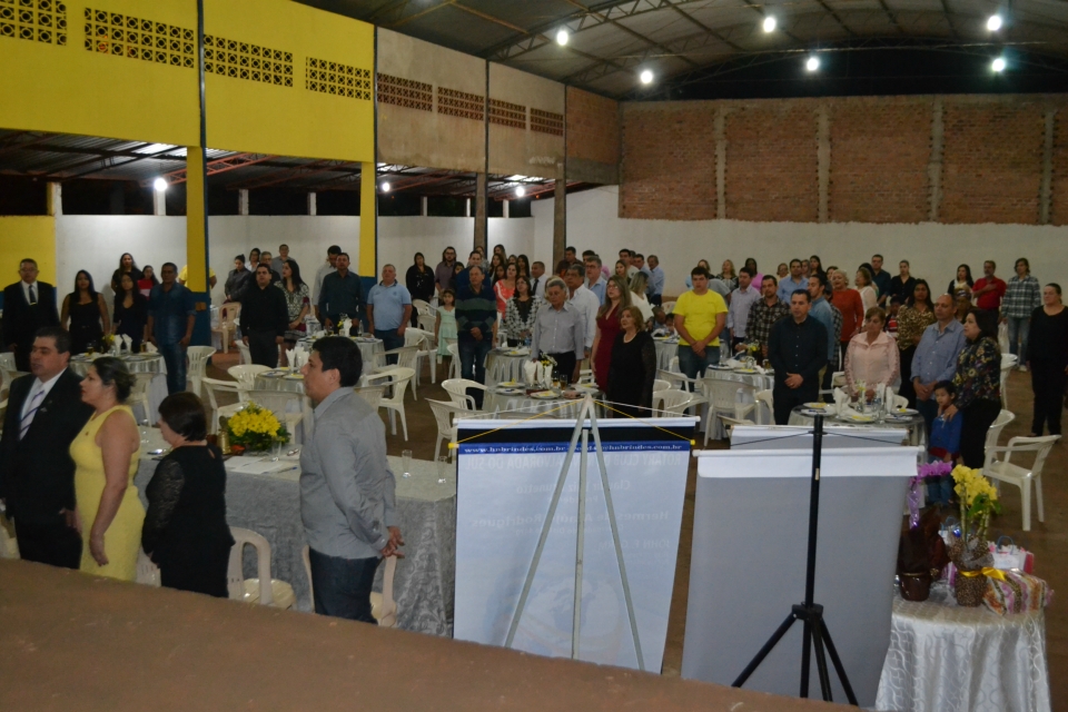 Claudir Luiz Bruneto assume a presidência do Rotary Club