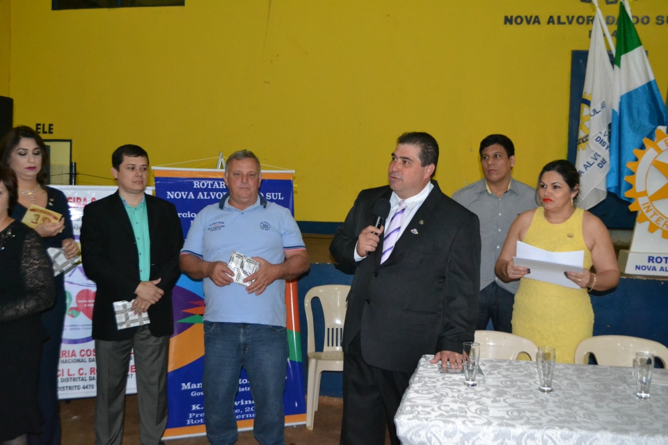 Claudir Luiz Bruneto assume a presidência do Rotary Club