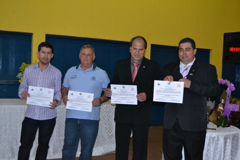 Claudir Luiz Bruneto assume a presidência do Rotary Club