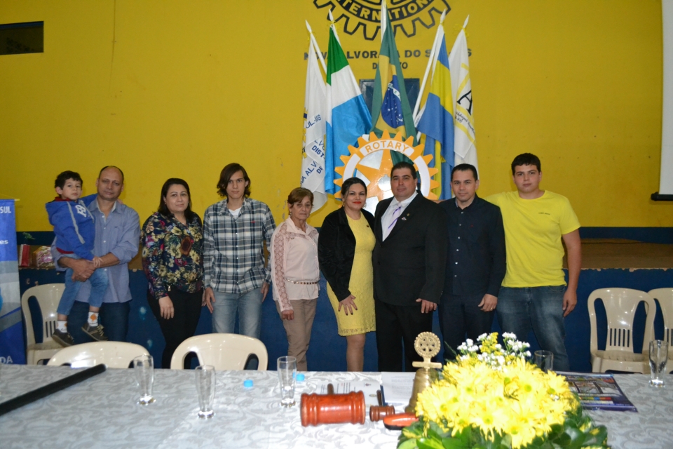 Claudir Luiz Bruneto assume a presidência do Rotary Club