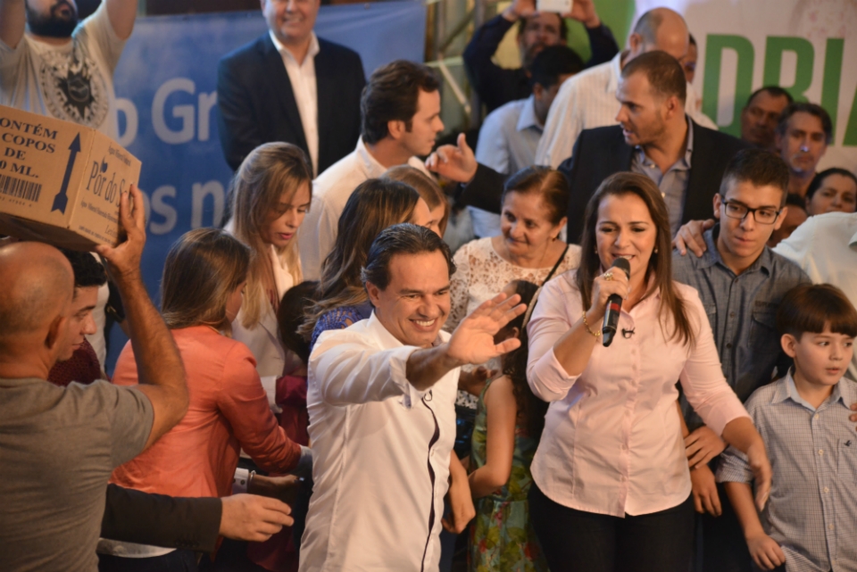 Marquinhos vira candidato e diz que prefeitura é missão construída em 21 anos